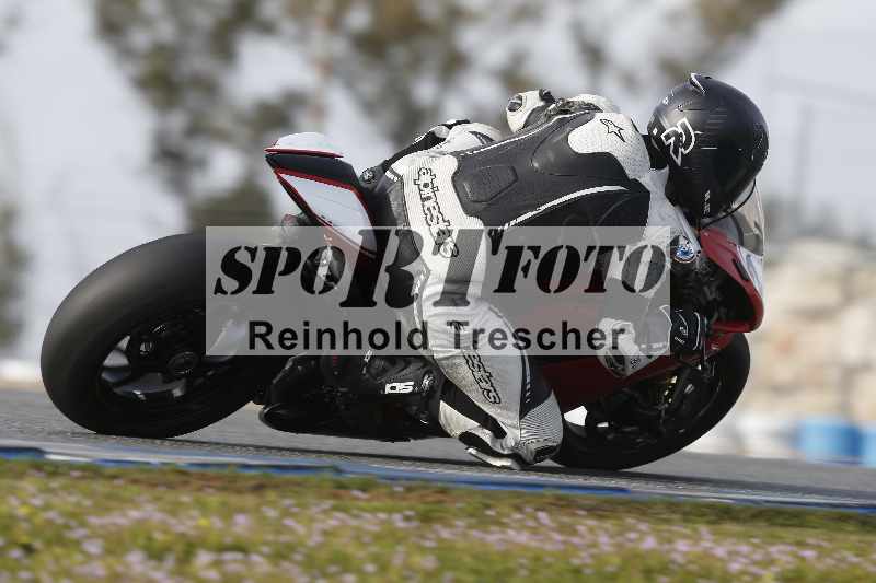 /Archiv-2024/02 29.01.-02.02.2024 Moto Center Thun Jerez/Gruppe gruen-green/backside